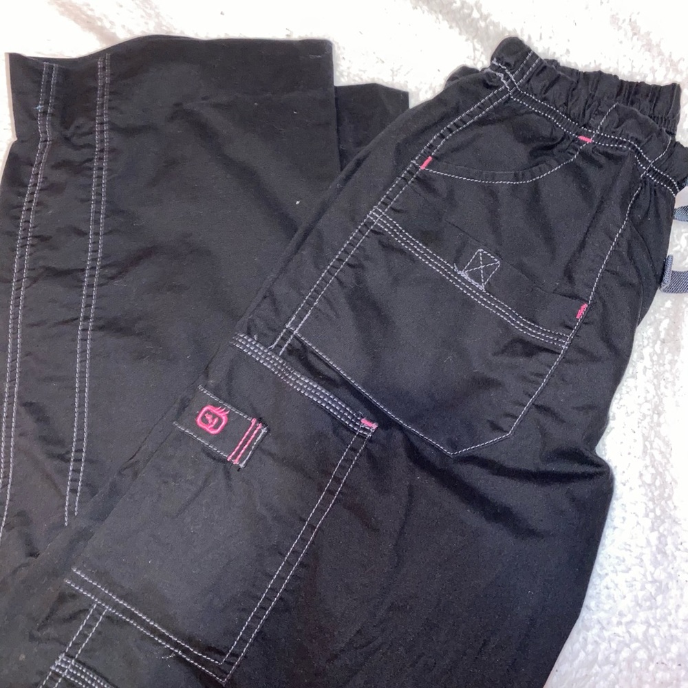 WonderWink WonderFLEX Faith Multi-Pocket Cargo